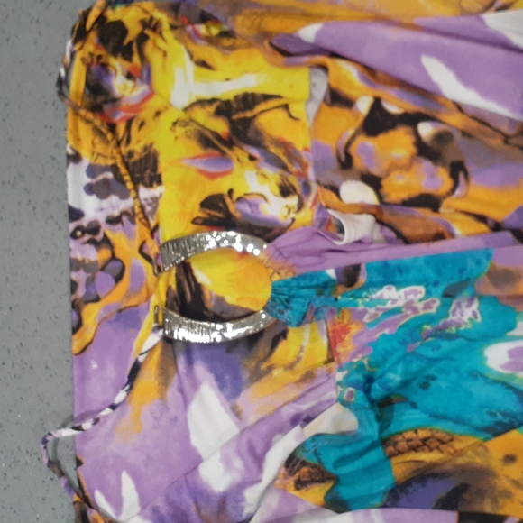 Dress top - Picture 2 of 3